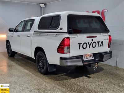 2017 Toyota Hilux - Thumbnail