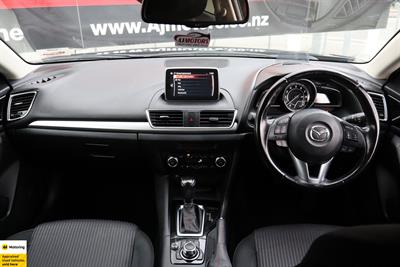 2015 Mazda Axela - Thumbnail