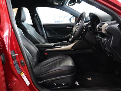 2016 Lexus IS 200t - Thumbnail