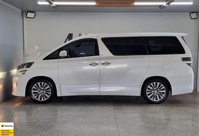 2014 Toyota Vellfire - Thumbnail