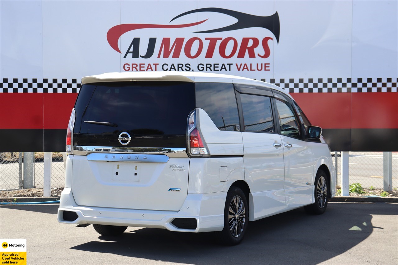2016 Nissan Serena