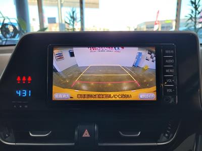 2017 Toyota C-HR - Thumbnail