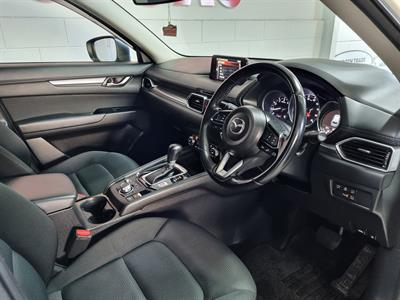 2017 Mazda CX-5 - Thumbnail