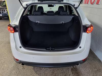 2017 Mazda CX-5 - Thumbnail