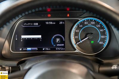 2019 Nissan Leaf - Thumbnail