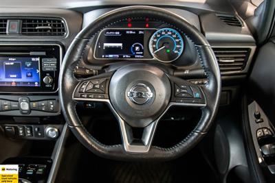 2019 Nissan Leaf - Thumbnail
