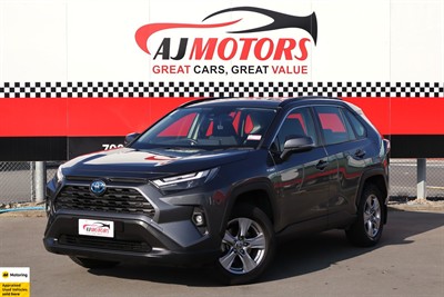 2023 Toyota RAV4 - Thumbnail