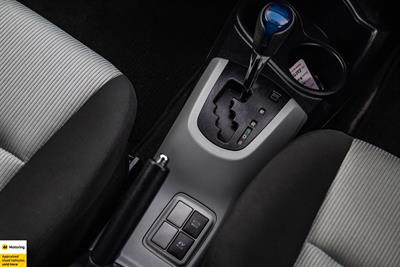 2014 Toyota Aqua - Thumbnail
