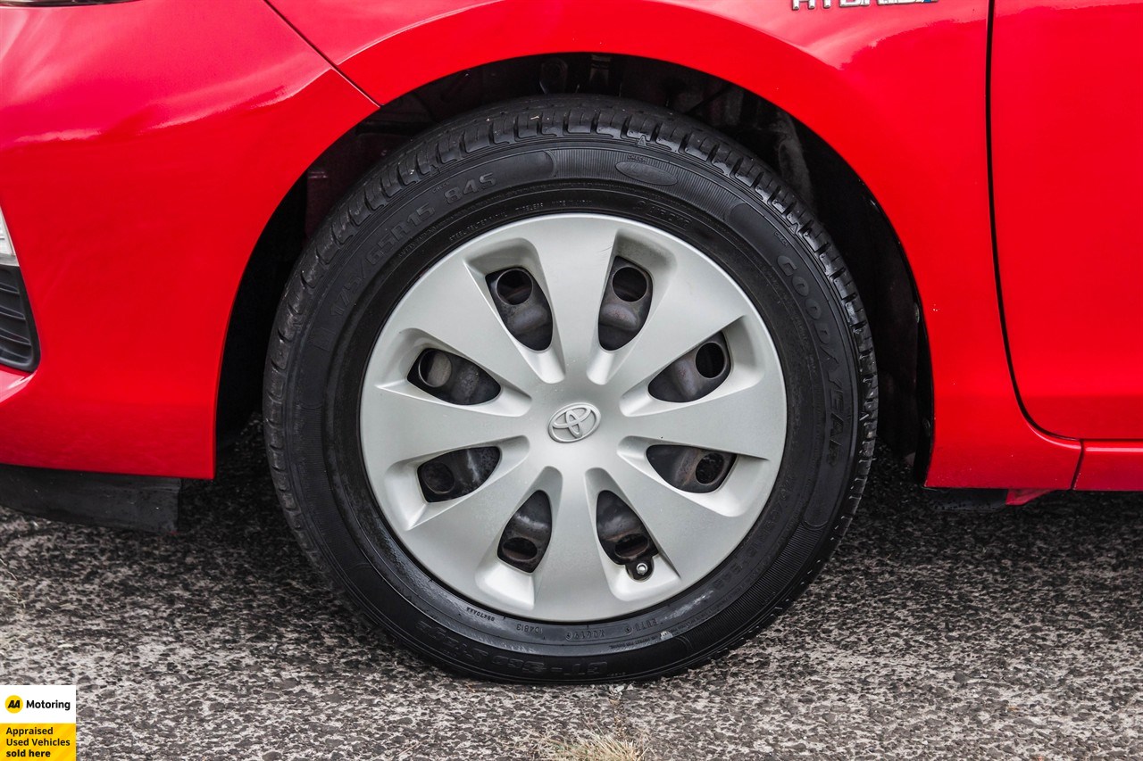 2014 Toyota Aqua