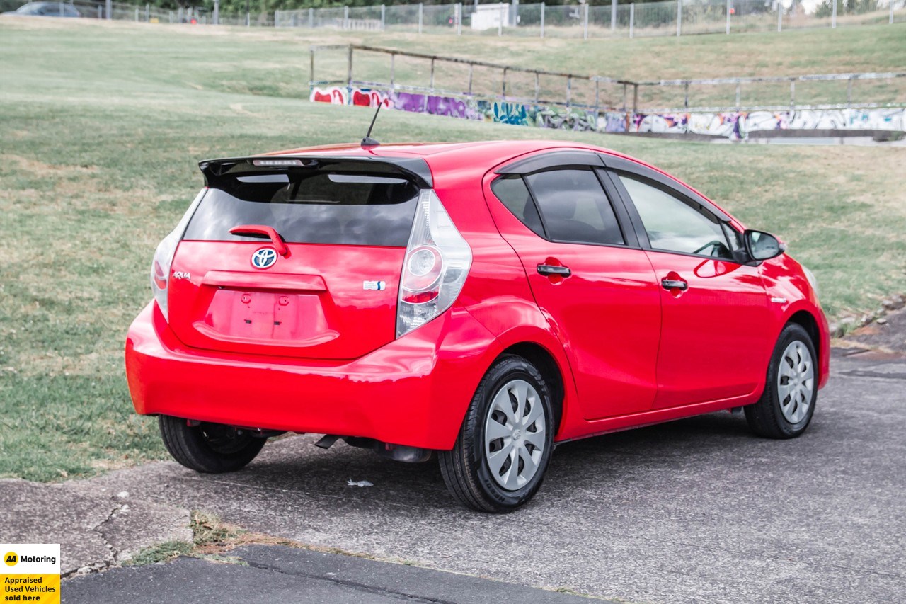 2014 Toyota Aqua