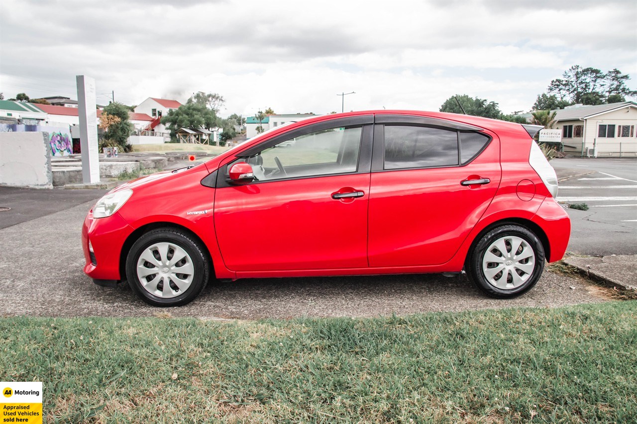 2014 Toyota Aqua