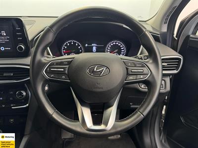 2021 Hyundai Santa Fe - Thumbnail
