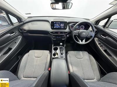 2021 Hyundai Santa Fe - Thumbnail