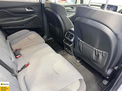 2021 Hyundai Santa Fe - Thumbnail