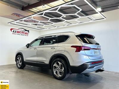2021 Hyundai Santa Fe - Thumbnail