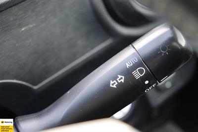 2013 Toyota Aqua - Thumbnail