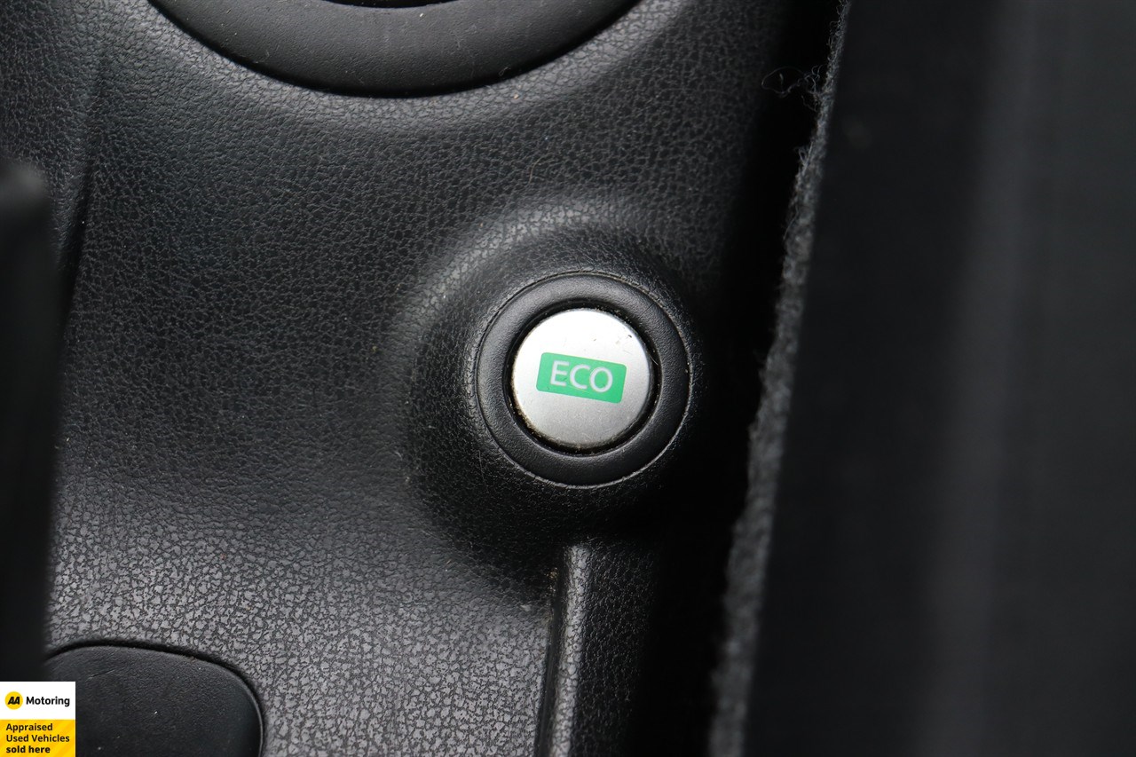 2014 Nissan Note