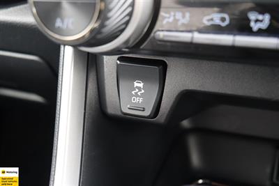2021 Toyota RAV4 - Thumbnail
