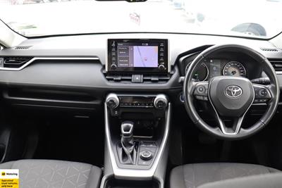 2021 Toyota RAV4 - Thumbnail
