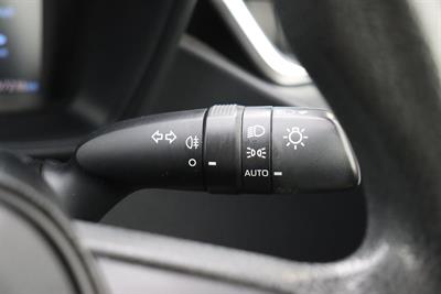 2019 Toyota Corolla - Thumbnail