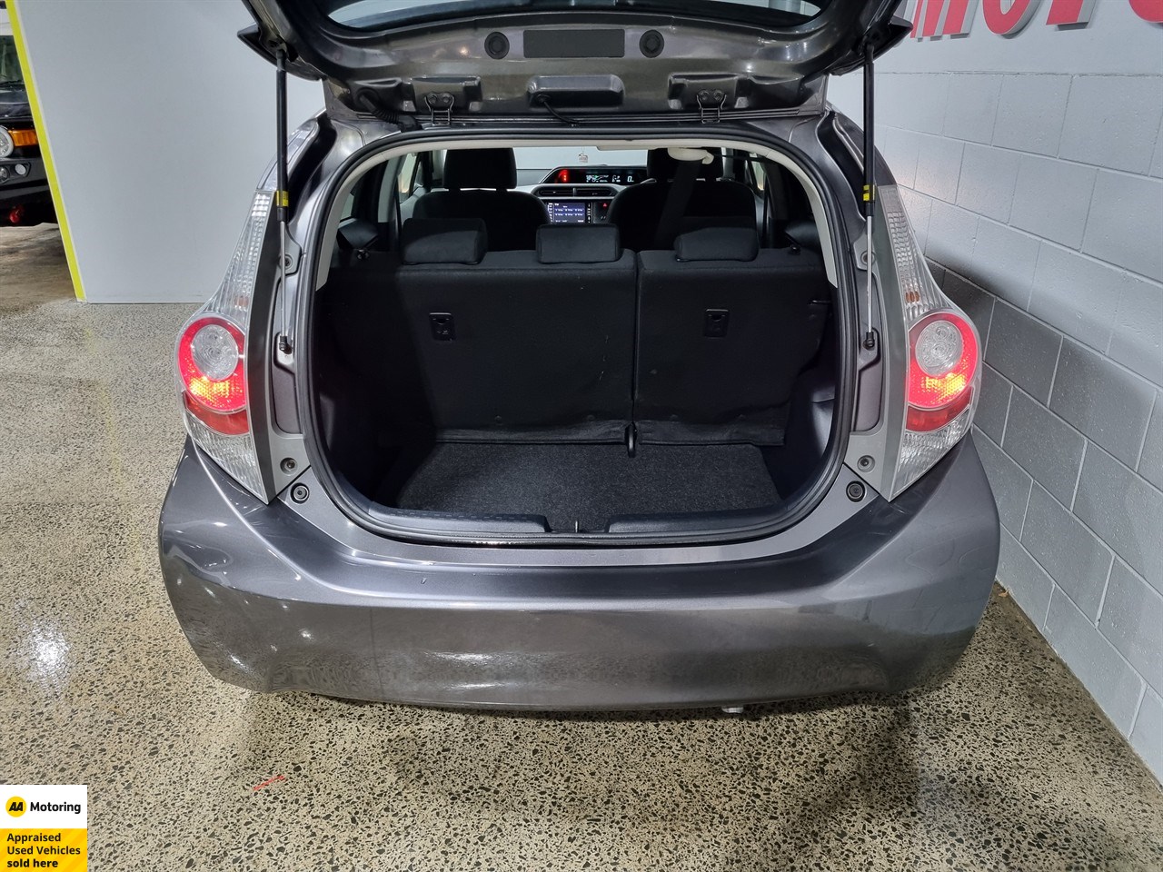 2014 Toyota Aqua