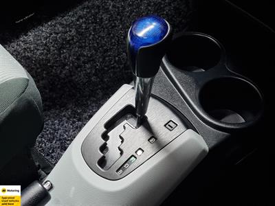 2014 Toyota Aqua - Thumbnail