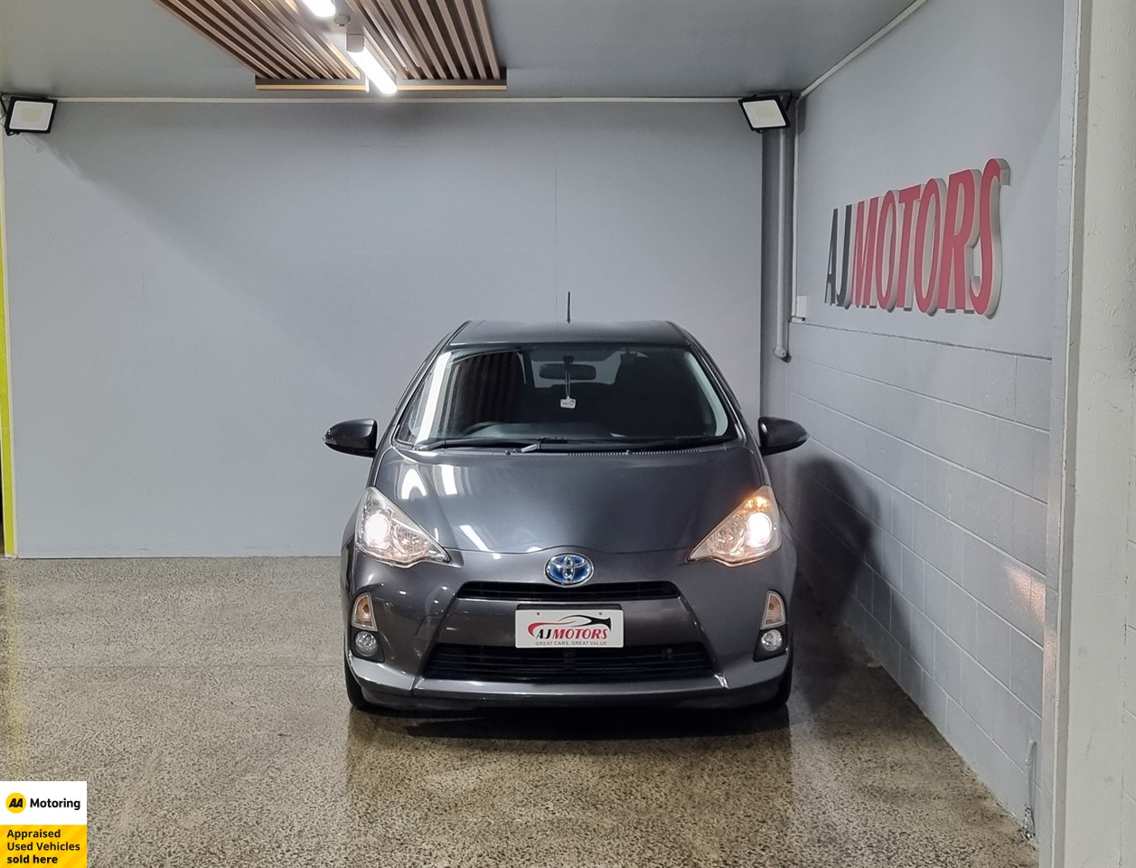 2014 Toyota Aqua