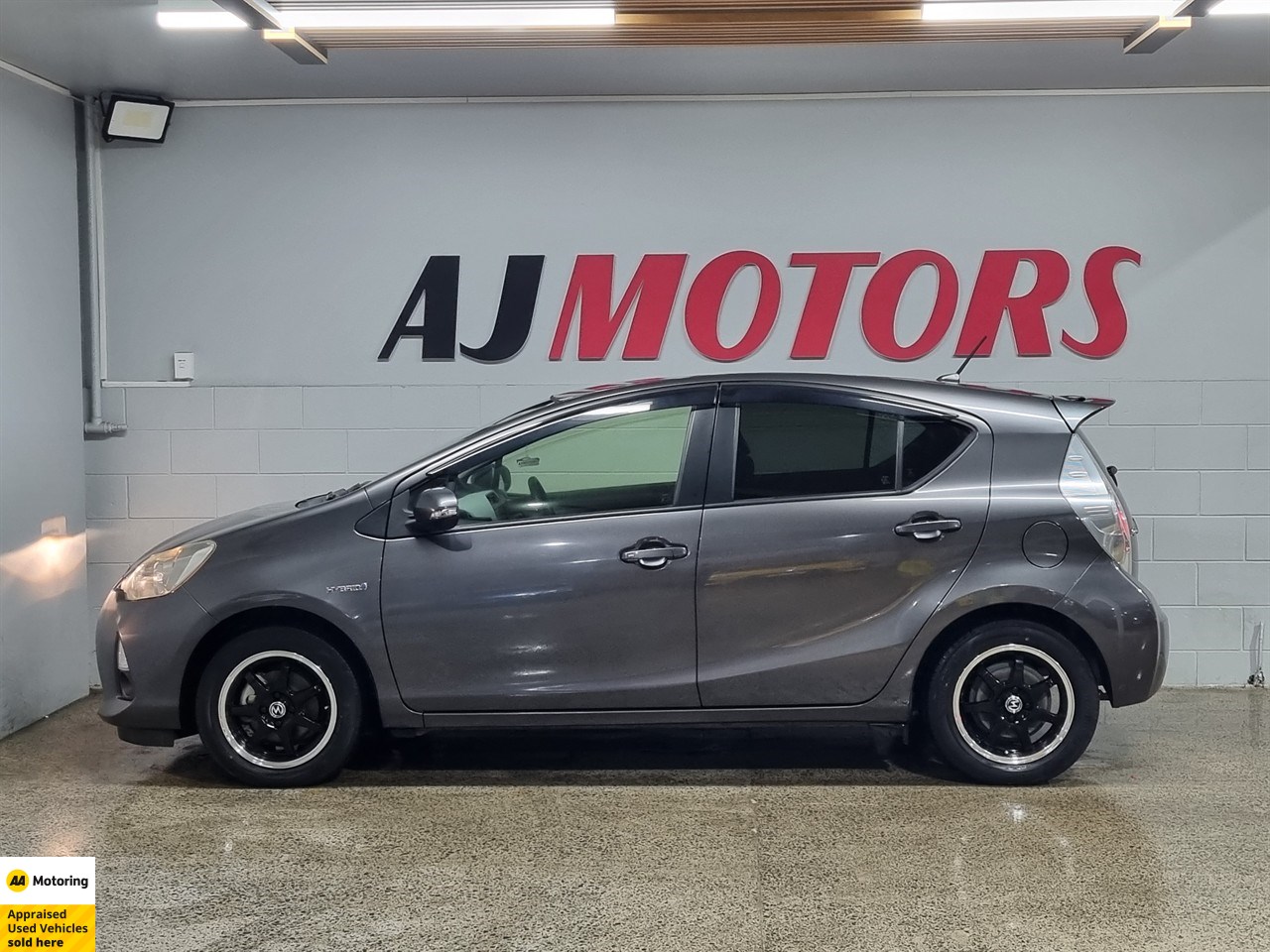 2014 Toyota Aqua