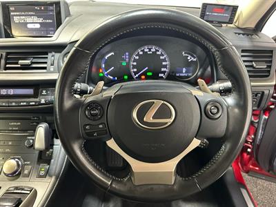2014 Lexus CT200H - Thumbnail