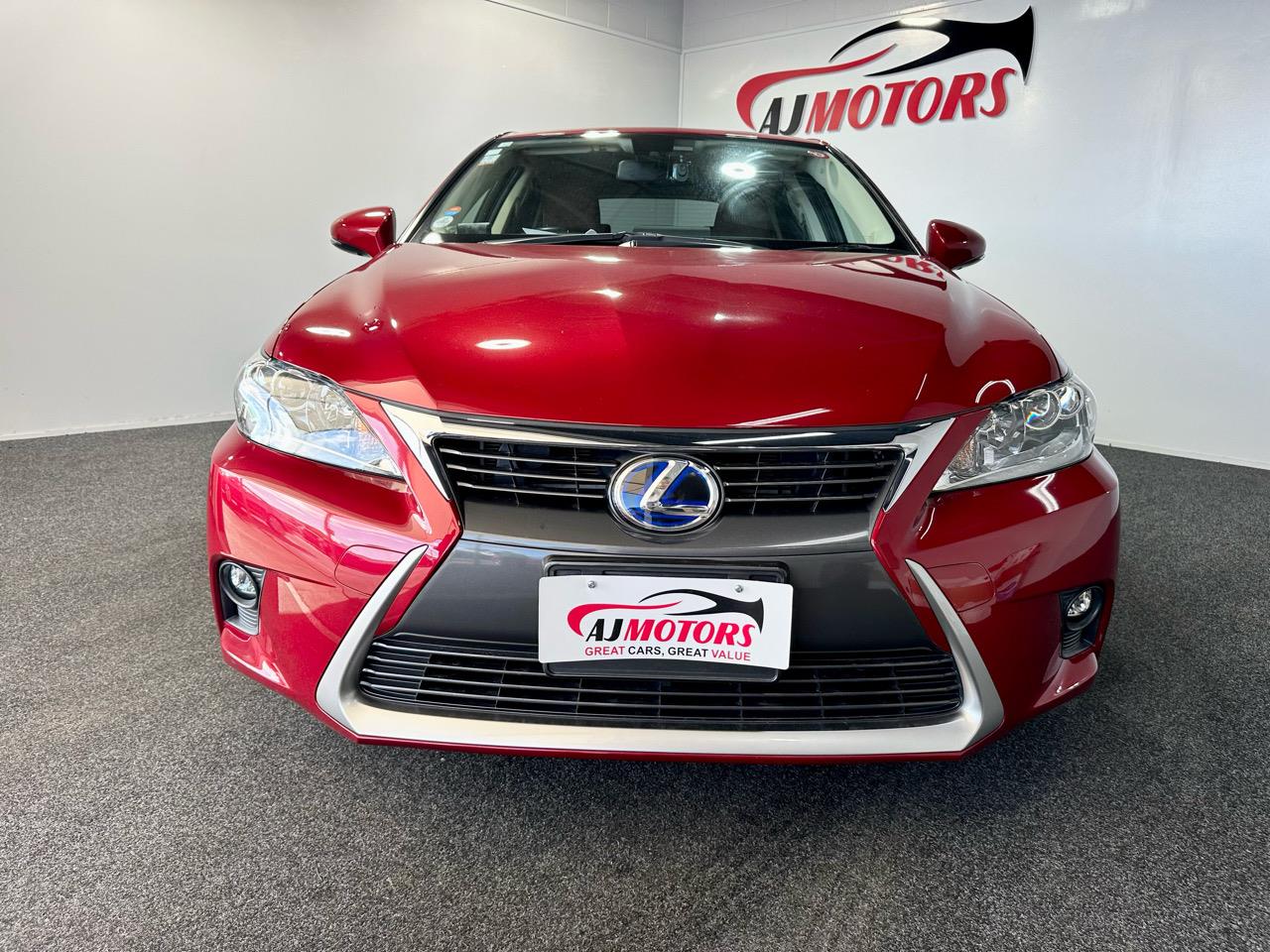 2014 Lexus CT200H