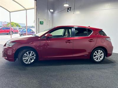 2014 Lexus CT200H - Thumbnail