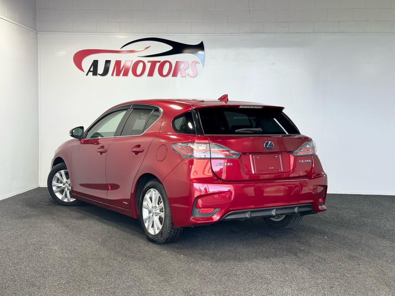 2014 Lexus CT200H