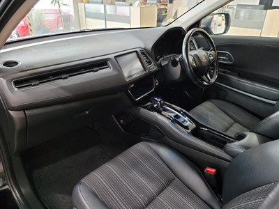 2017 Honda Vezel - Thumbnail