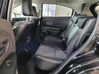 2017 Honda Vezel - Thumbnail