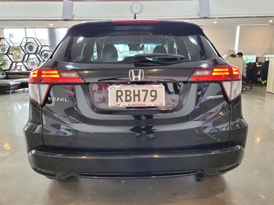 2017 Honda Vezel - Thumbnail