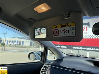 2013 Toyota Prius - Thumbnail