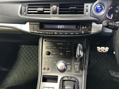 2012 Lexus CT200H - Thumbnail
