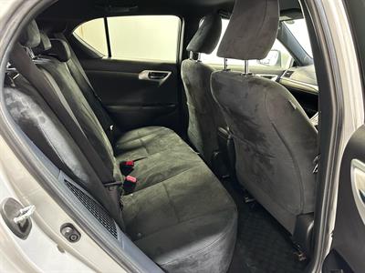 2012 Lexus CT200H - Thumbnail