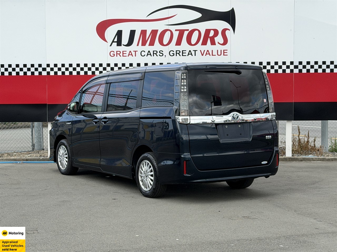 2014 Toyota Voxy