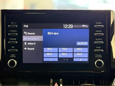 2017 Toyota Prius - Thumbnail