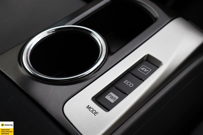 2012 Toyota Prius - Thumbnail