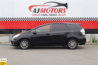 2012 Toyota Prius - Thumbnail