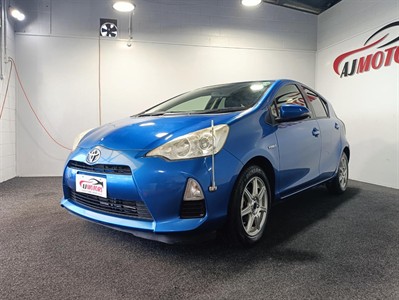 2013 Toyota Aqua - Thumbnail