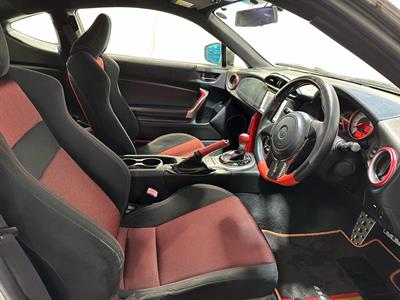 2012 Toyota 86 - Thumbnail