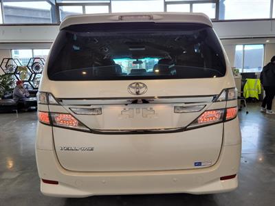 2014 Toyota Vellfire - Thumbnail