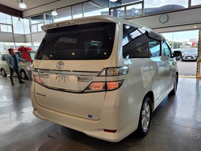 2014 Toyota Vellfire - Thumbnail
