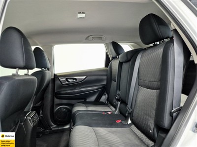 2021 Nissan X-Trail - Thumbnail