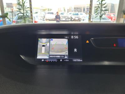 2016 Nissan Serena - Thumbnail
