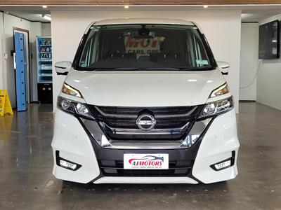 2016 Nissan Serena - Thumbnail