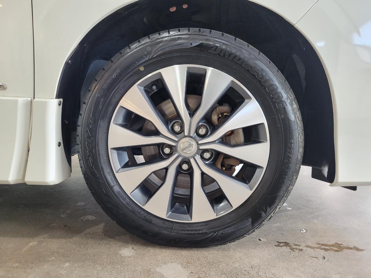 2016 Nissan Serena